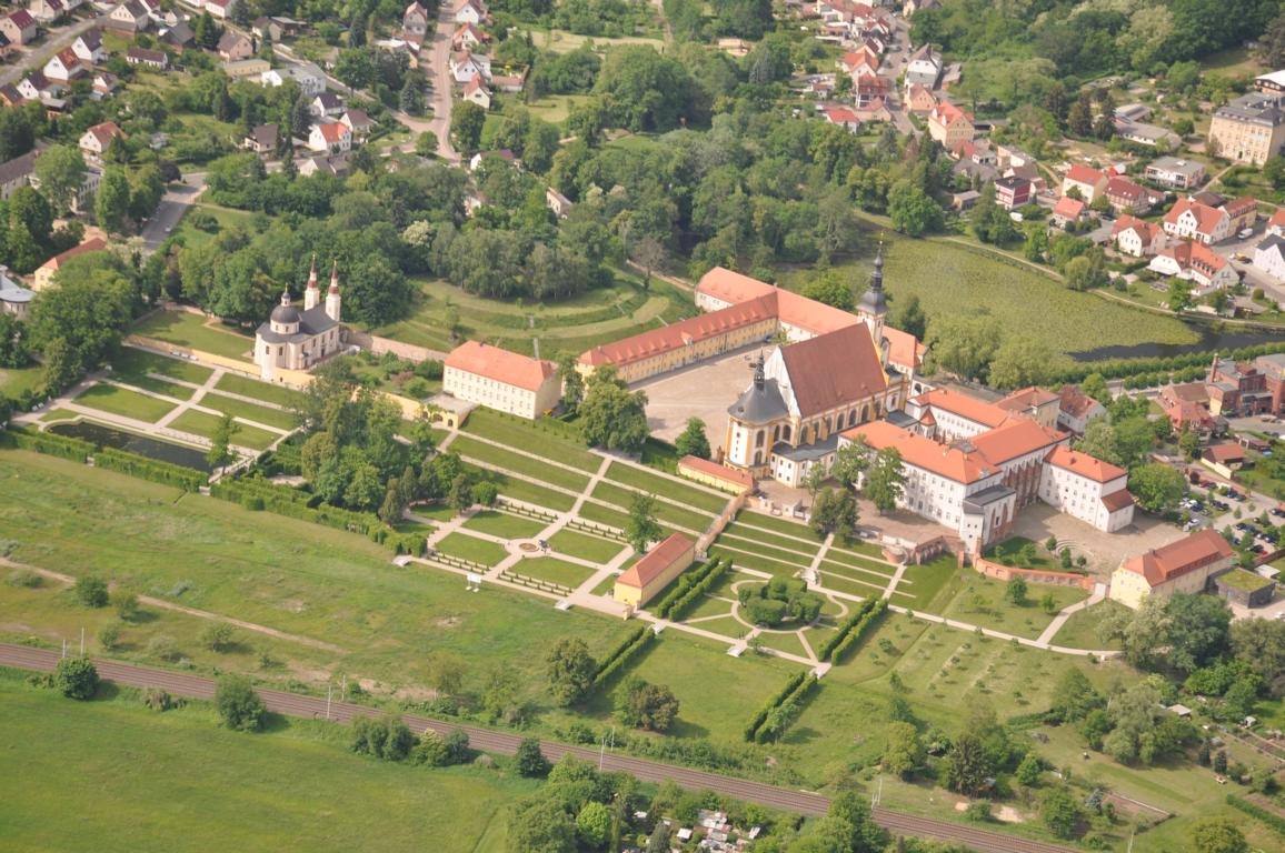 Neu Im Kloster